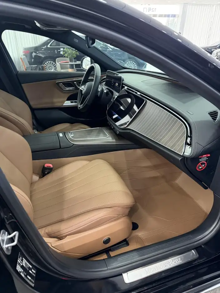 Mercedes-Benz E-Class 2024 Model E 300 L Fashion Model sedan – фото 8