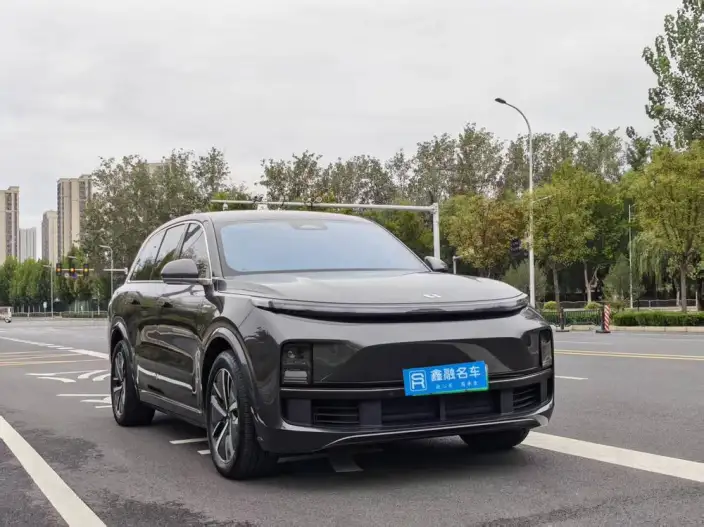 Li Auto L8 2024 Model Pro Edition