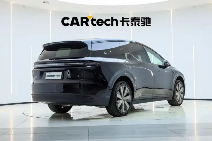Li Auto i8 2025 Model Standard Edition – фото 6