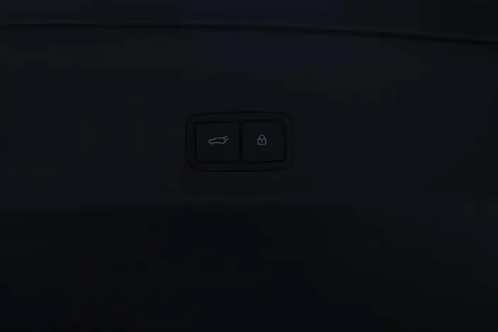Li Auto i8 2025 Model Standard Edition – фото 8