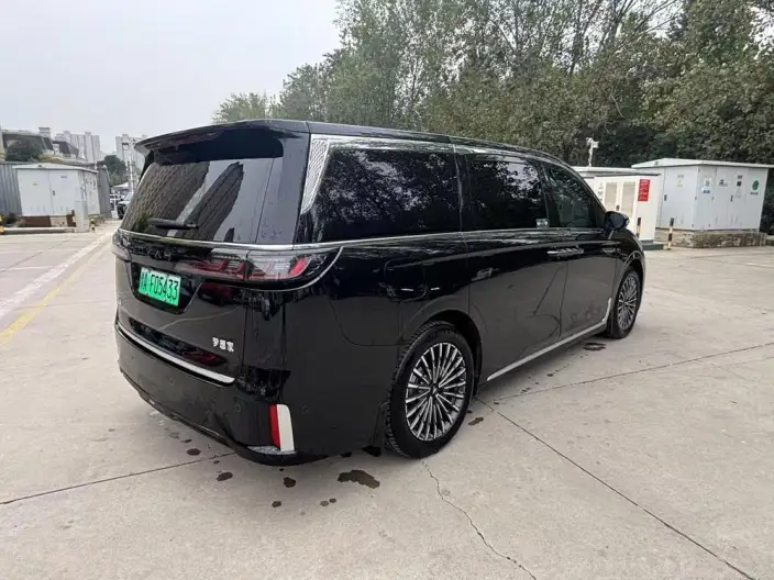 VOYAH Dreamer PHEV 2026 Model Champion Edition