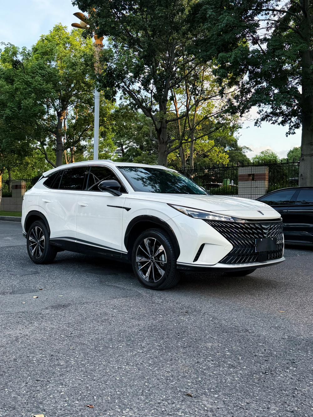 Roewe RX5 2023 Superior – фото 3