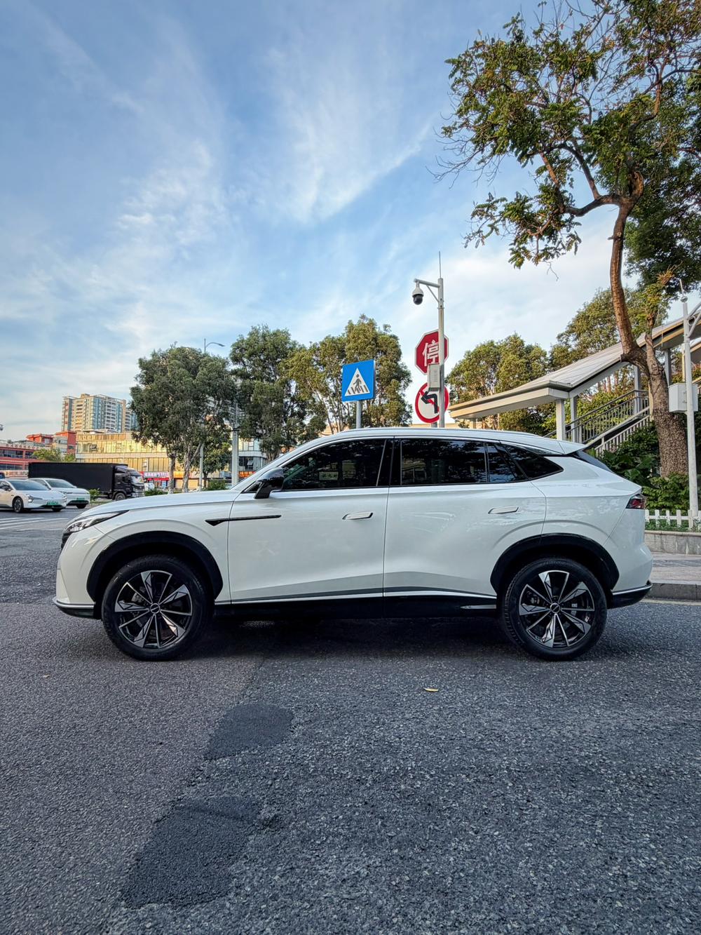 Roewe RX5 2023 Superior – фото 4