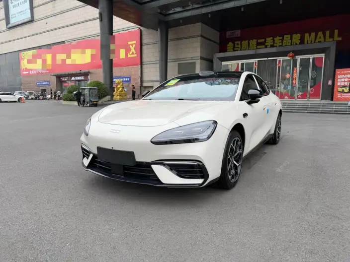 Geely TT 2026 Model 640 Rear Drive Flagship