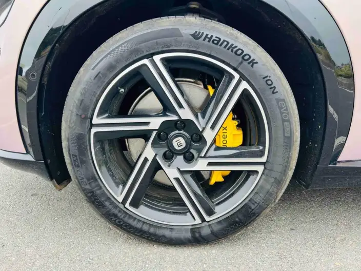 Xiaomi YU7 2025 Model 4WD Pro Edition – фото 7