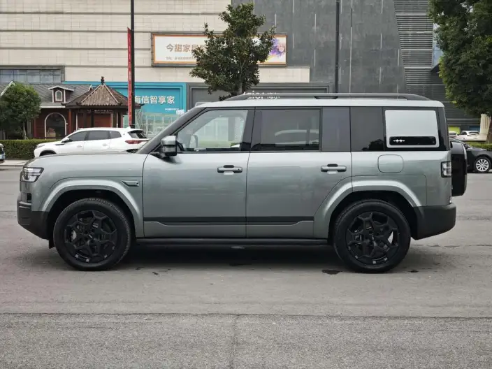 Titan 7 PHEV 2025 Model 190KM 4WD Ultra Edition