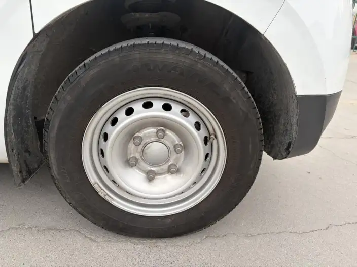 Maxus Dana V1 L 2026 Model 430km Long axis High top Gran Edition – фото 8