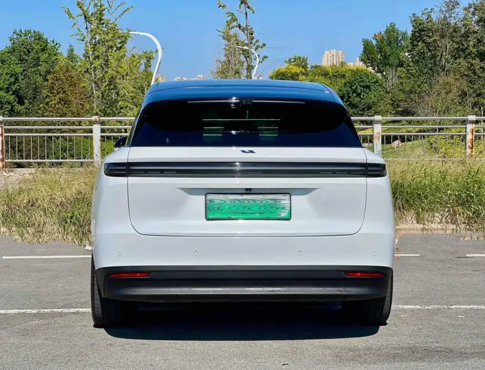 Li Auto i6 2025 Model 2WD Standard Edition – фото 5