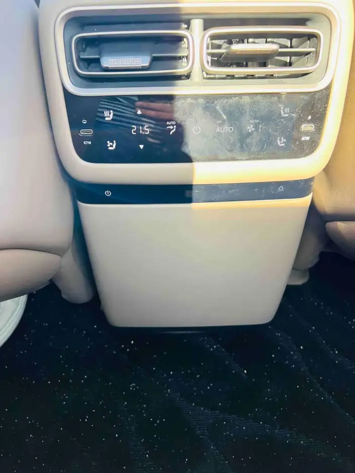 Li Auto i6 2025 Model 2WD Standard Edition – фото 10