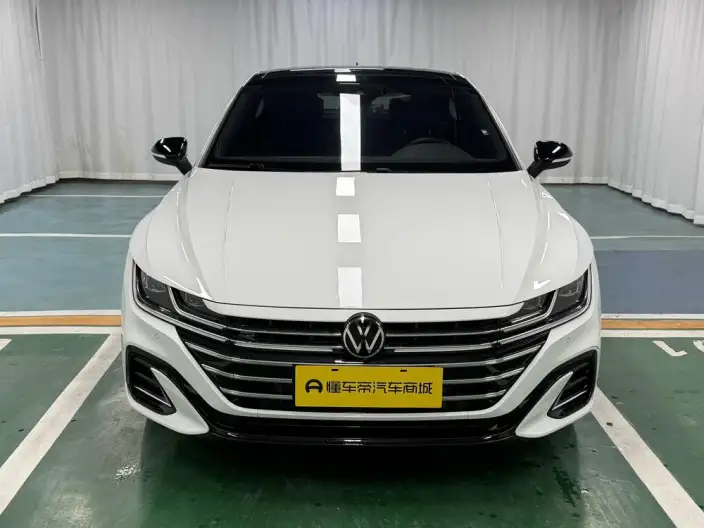Volkswagen CC 2024 Model 380TSI Eye-catching version