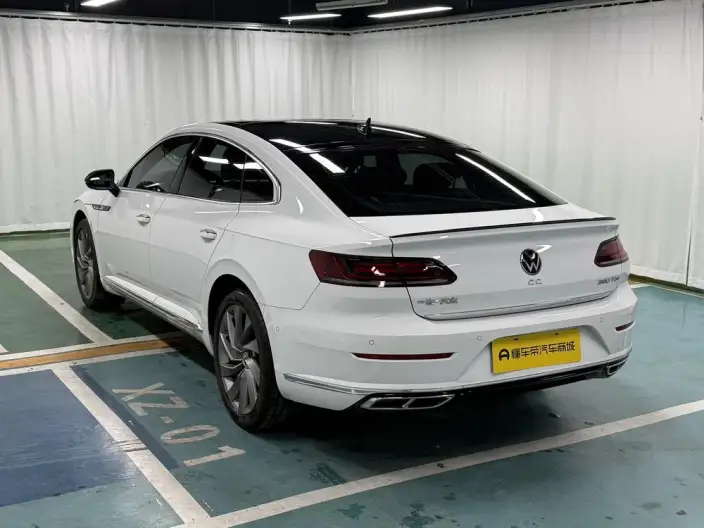 Volkswagen CC 2024 Model 380TSI Eye-catching version – фото 5
