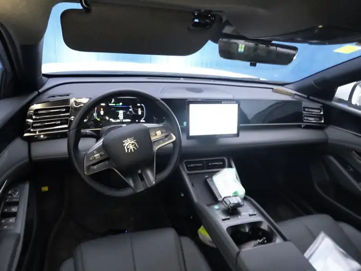 QinL DM 2024 Model DM-i 80KM Leading Model – фото 5
