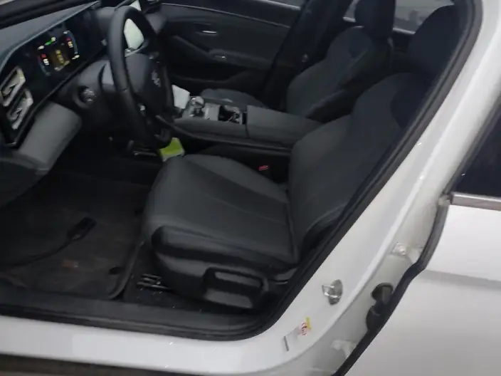 QinL DM 2024 Model DM-i 80KM Leading Model – фото 10