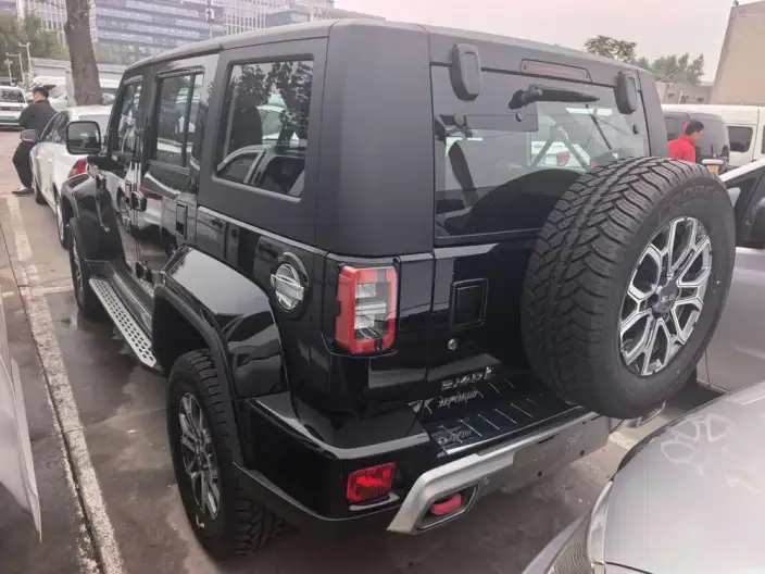 BAIC BJ40 2023 Model 2.0T Automatic 4WD City Hunter Edition Warrior Model