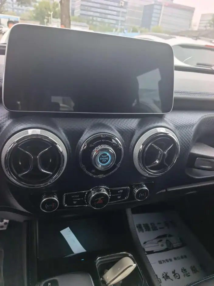 BAIC BJ40 2023 Model 2.0T Automatic 4WD City Hunter Edition Warrior Model – фото 9