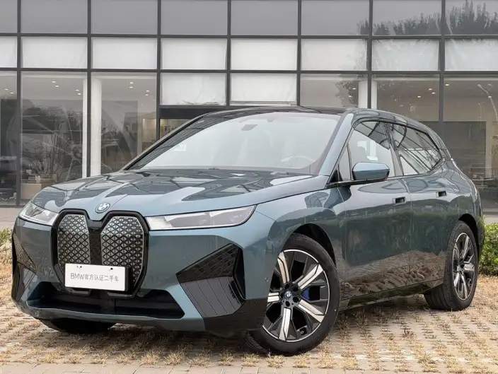 BMW iX 2023 Model xDrive40 – фото 1