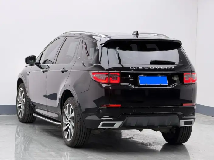 Land Rover Discovery Sport 2022 Model 249PS R-Dynamic SE Performance Technology Edition 5 seat