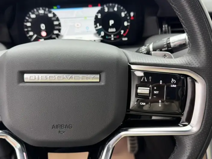 Land Rover Discovery Sport 2022 Model 249PS R-Dynamic SE Performance Technology Edition 5 seat – фото 9