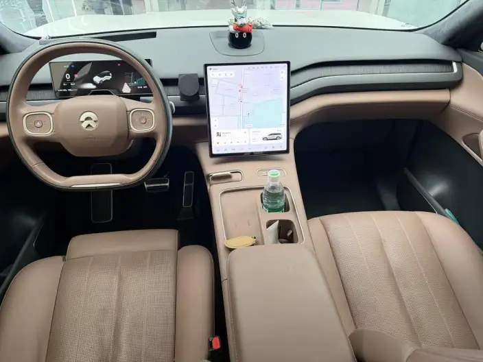NIO ES8 2024 Model 75kWh – фото 9