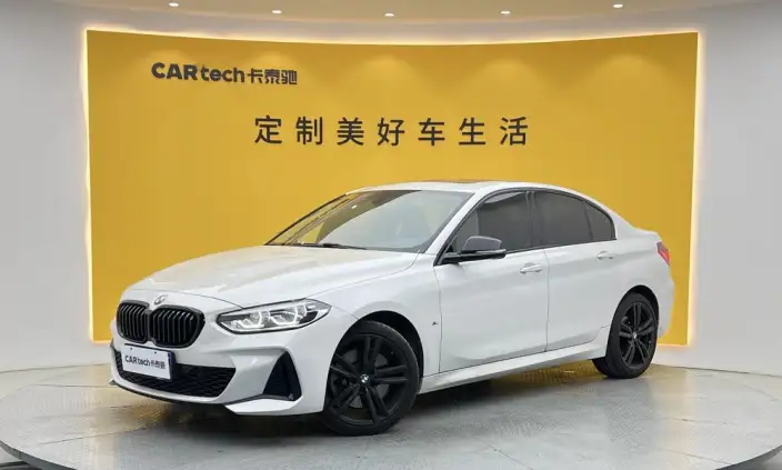BMW 1 Series 2023 Model 125i M Sports Night Edition – фото 1