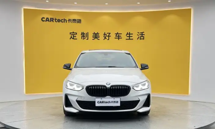 BMW 1 Series 2023 Model 125i M Sports Night Edition – фото 2
