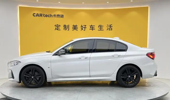 BMW 1 Series 2023 Model 125i M Sports Night Edition – фото 4