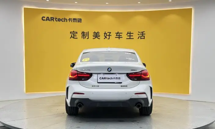 BMW 1 Series 2023 Model 125i M Sports Night Edition – фото 6