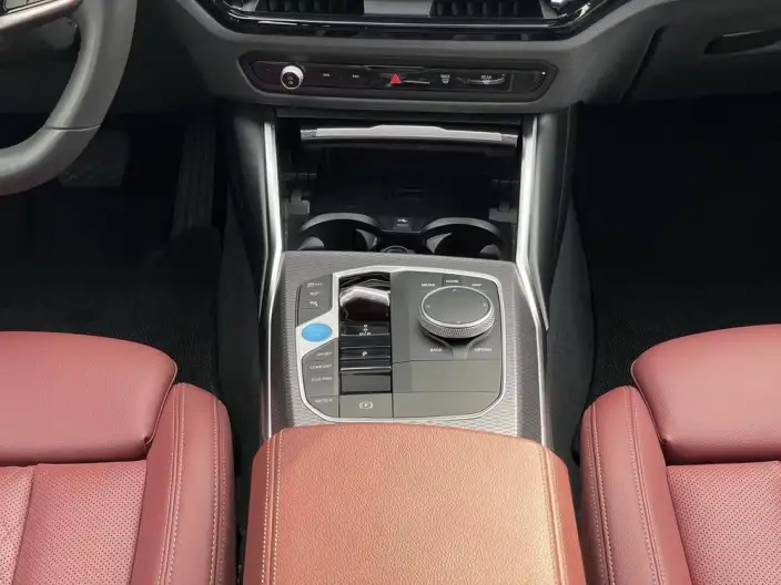 BMW i3 2025 Model eDrive40L Night Edition Sports Set – фото 7