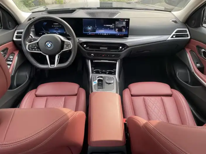 BMW i3 2025 Model eDrive40L Night Edition Sports Set – фото 8