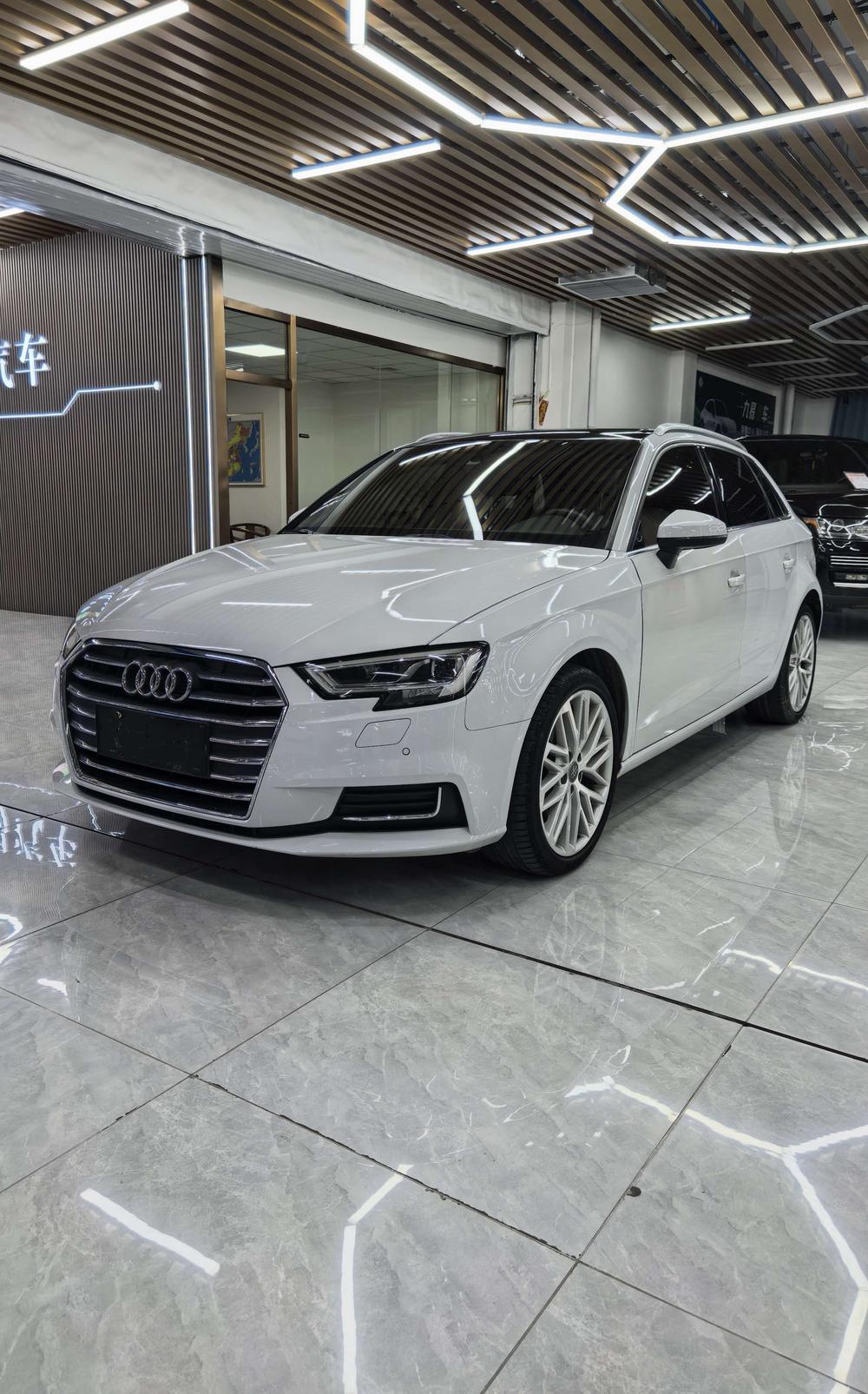 Audi A3 Модель 2020 года Sportback 35 TFSI Fashion тип Country VI – фото 1