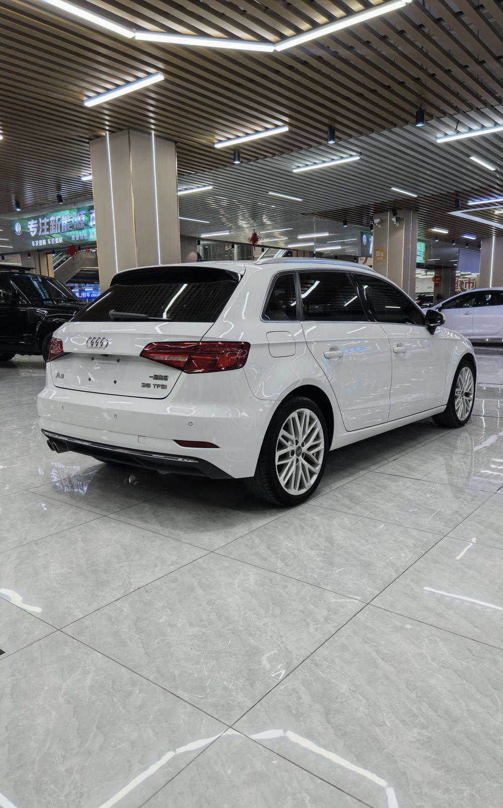 Audi A3 Модель 2020 года Sportback 35 TFSI Fashion тип Country VI – фото 4