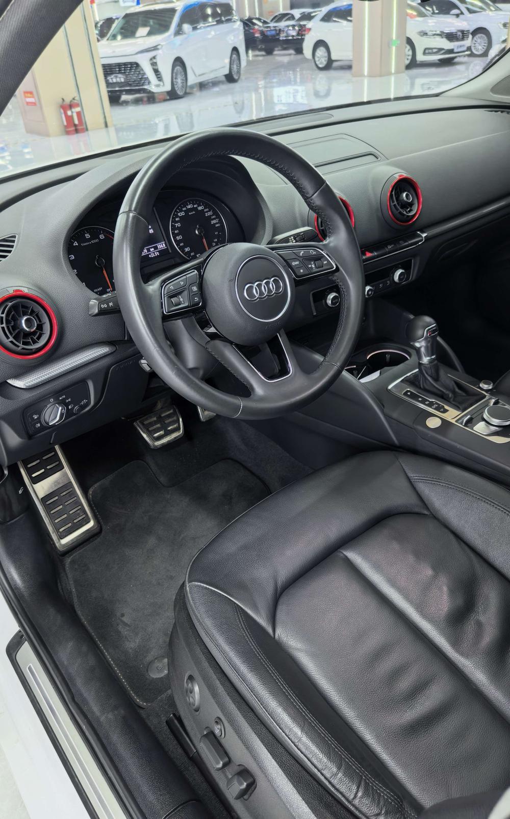 Audi A3 Модель 2020 года Sportback 35 TFSI Fashion тип Country VI – фото 7