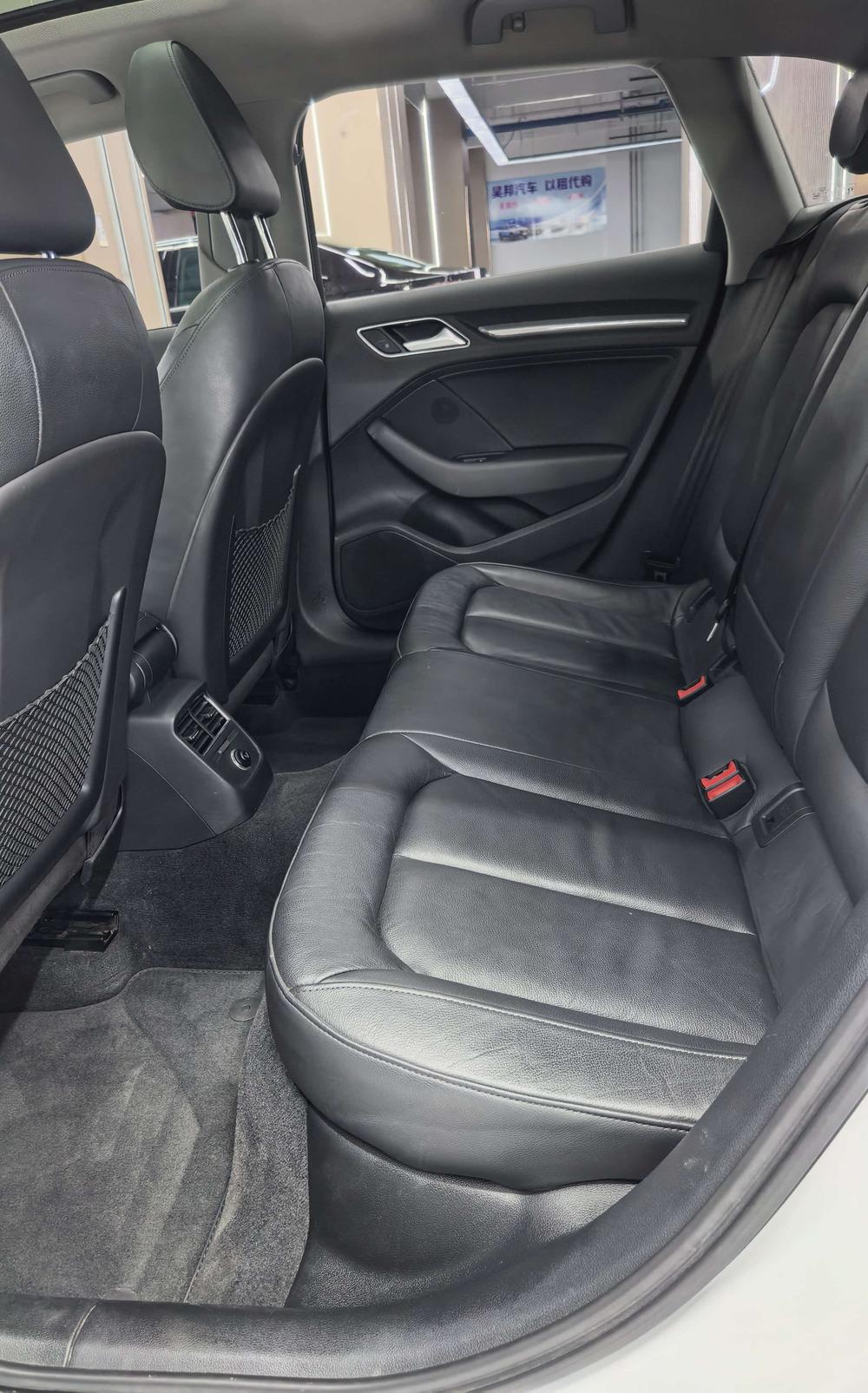 Audi A3 Модель 2020 года Sportback 35 TFSI Fashion тип Country VI – фото 9