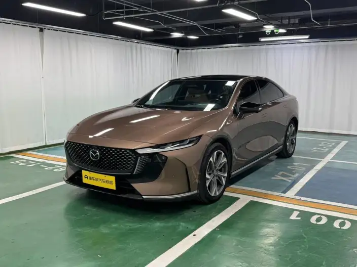 **Mazda EZ-6** 2024 Model Extended Range 200 Zhizun Edition