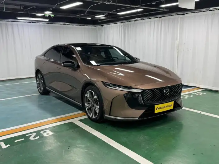 **Mazda EZ-6** 2024 Model Extended Range 200 Zhizun Edition