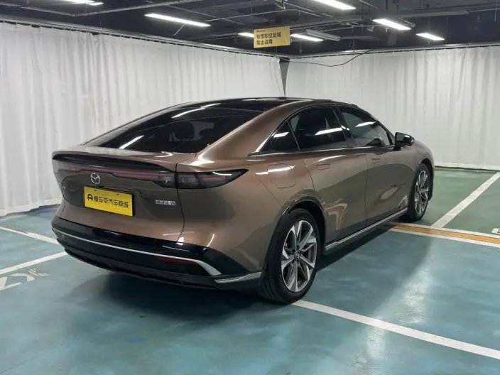 **Mazda EZ-6** 2024 Model Extended Range 200 Zhizun Edition – фото 7