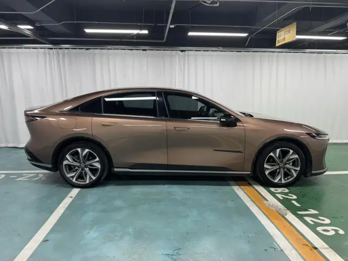 **Mazda EZ-6** 2024 Model Extended Range 200 Zhizun Edition – фото 8