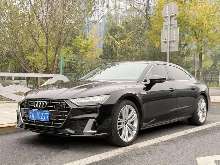 Audi A7 L 2024 Model 45 TFSI quattro Luxury Model