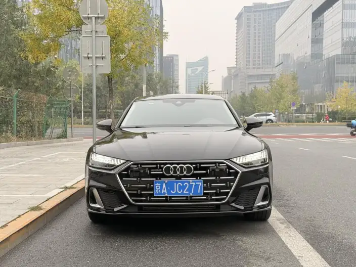 Audi A7 L 2024 Model 45 TFSI quattro Luxury Model