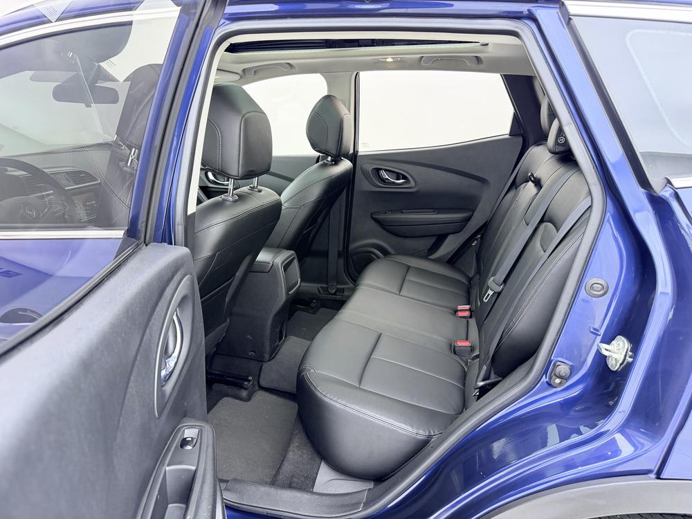 Renault Koleos 2016 2.0L FWD Luxury – фото 17