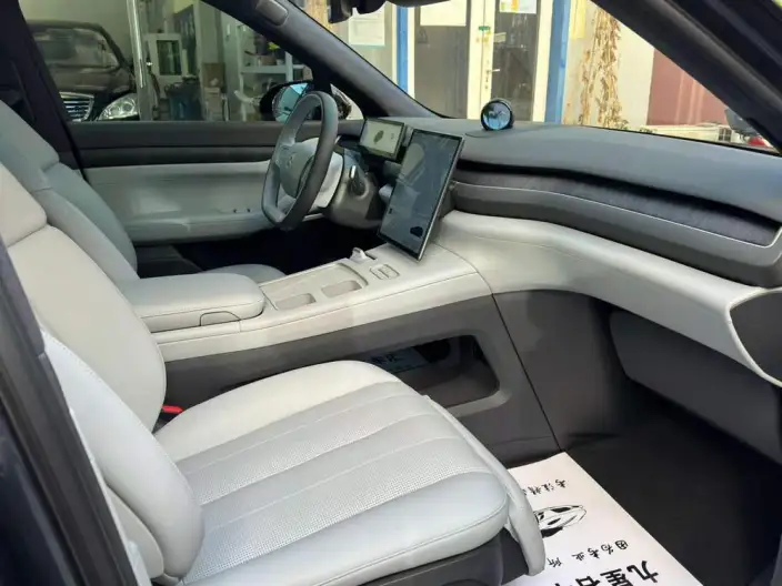 NIO ES8 2023 Model 100kWh – фото 7