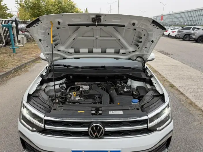 Volkswagen Tharu 2024 Model 300TSI 2WD Full Moon Edition – фото 6