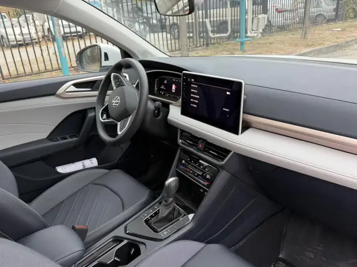 Volkswagen Tharu 2024 Model 300TSI 2WD Full Moon Edition – фото 10
