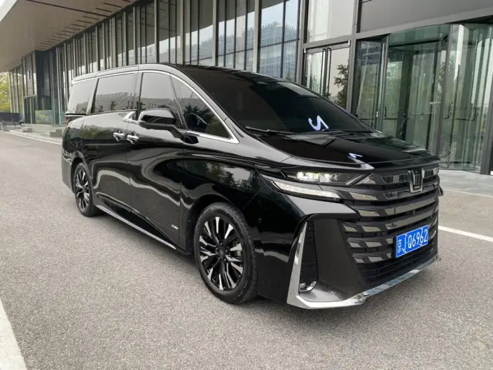 Vellfire 2023 Model Toyota Crown 2.5L Intelligent Hybrid 4WD Supreme Edition