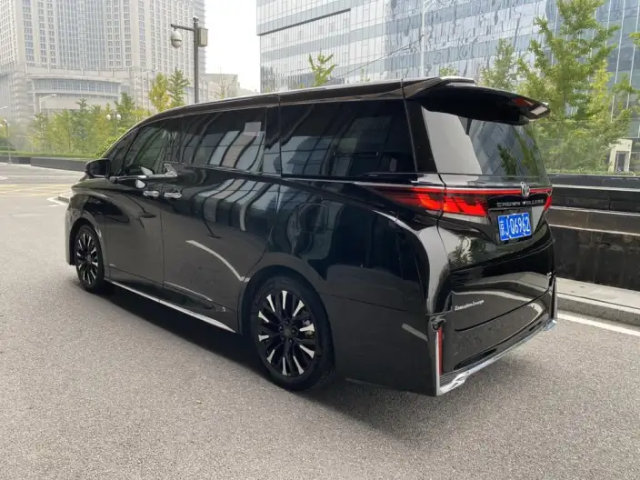 Vellfire 2023 Model Toyota Crown 2.5L Intelligent Hybrid 4WD Supreme Edition – фото 5