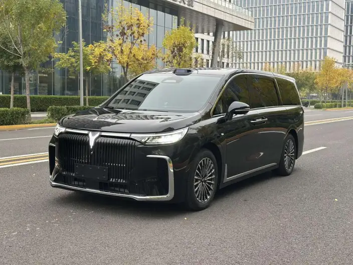 VOYAH Dreamer PHEV 2027 Model Champion Edition