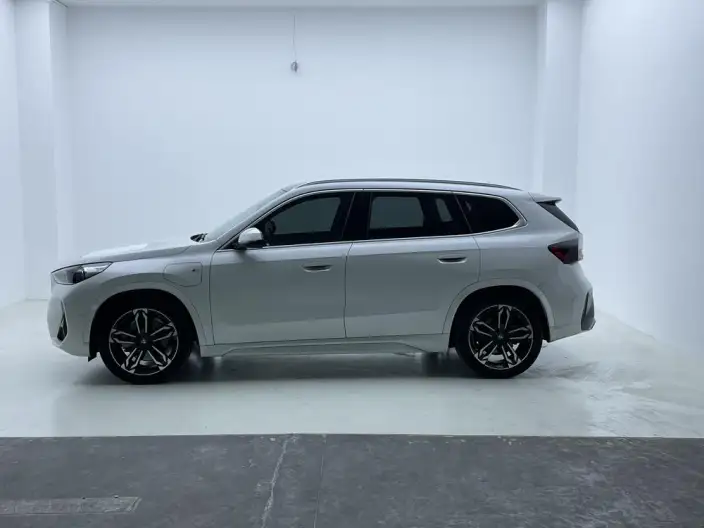 BMW iX 1 2023 Model xDrive30L M Sports Set – фото 4