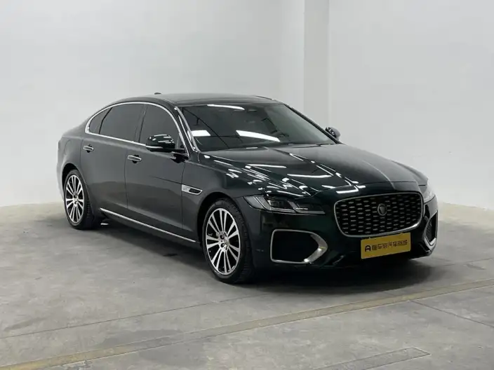 Jaguar XFL 2021 Model 2.0T P250 2WD Exclusive Deluxe Edition