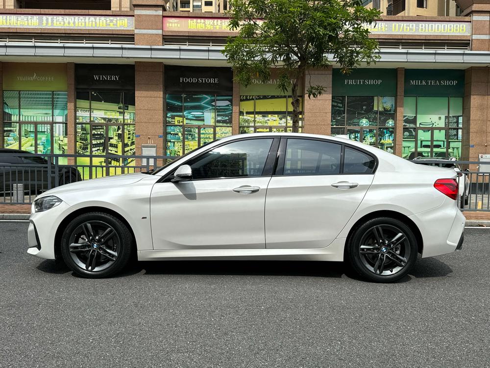 BMW 1 Series 2019 118i M Sport Package – фото 4