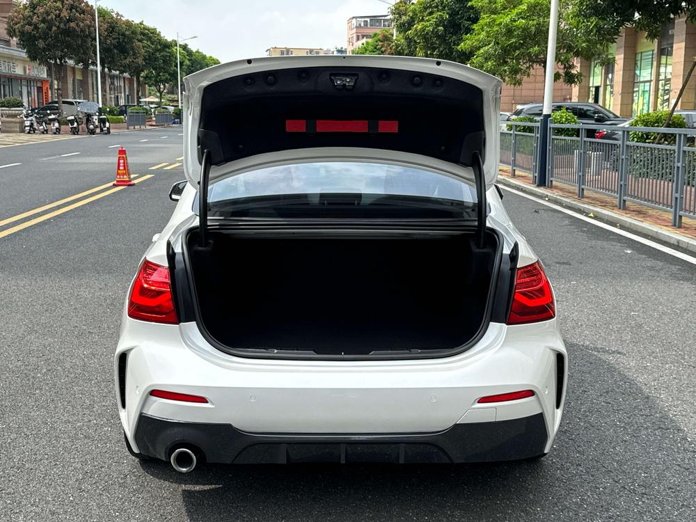 BMW 1 Series 2019 118i M Sport Package – фото 24